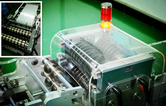Air Type LED PCB Depaneling Machine . Multi Blade Automatic PCB Separator