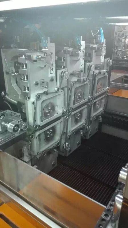Great efficiency CNC PCB Cutter automatic operation , four knives and six knives