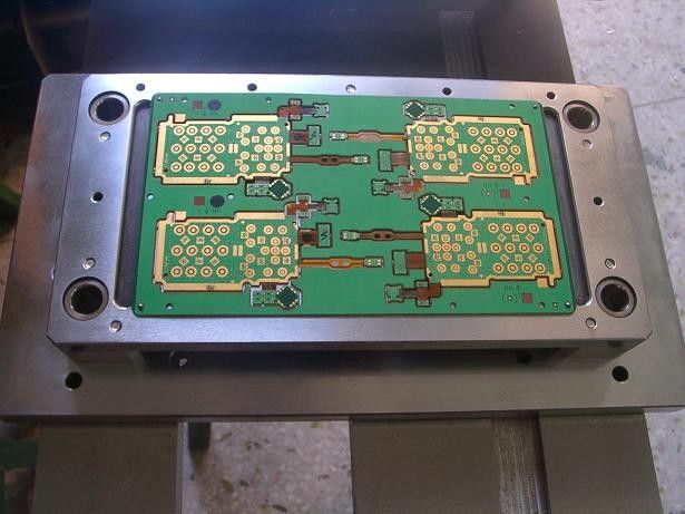 Automatic Pcb Circuit boards punching machine, PCB FPC panles punch machine.