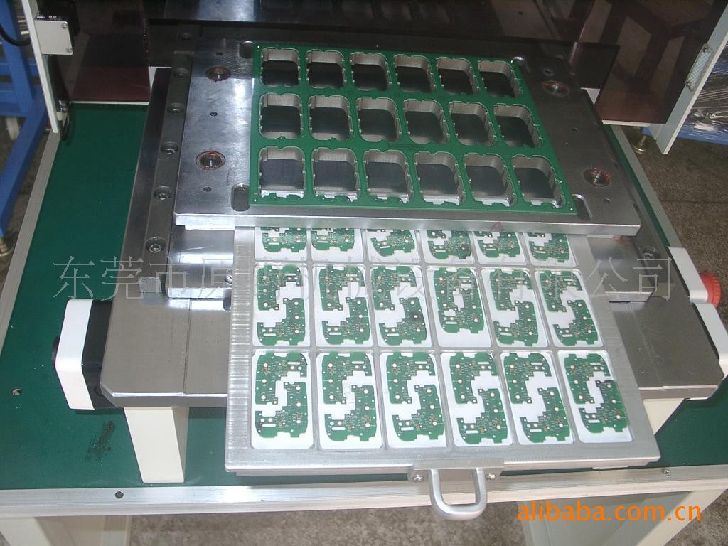 Punching Mould PCB Depaneling Machine High Efficiency 330 X 220mm